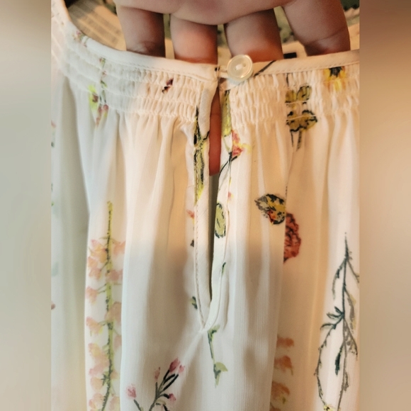 Kaari | Floral Ivory Long Sleeve Smocked Sheer Long Sleeve Blouse | Size 3X - Picture 11 of 11